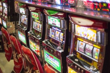 Infinite Blackjack live dealer table with multiple players on istanaimpian1 alternatif